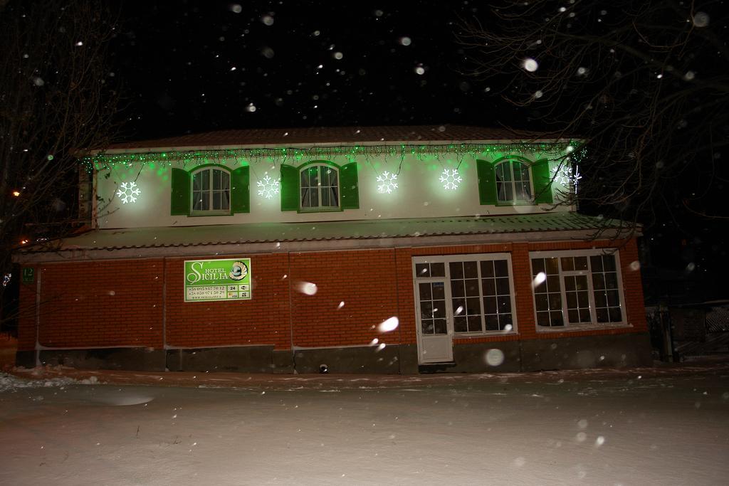Hotel Sicilia Tjornomorsk Exteriör bild