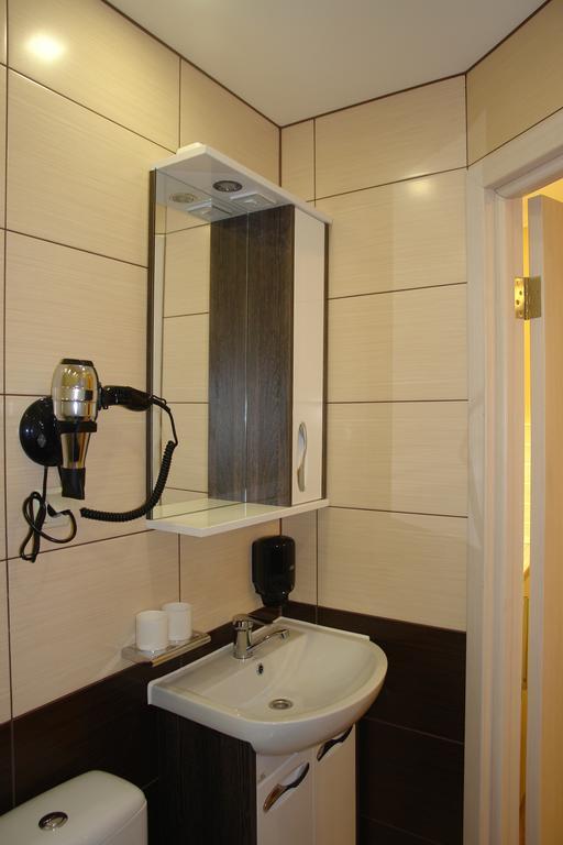 Hotel Sicilia Tjornomorsk Exteriör bild